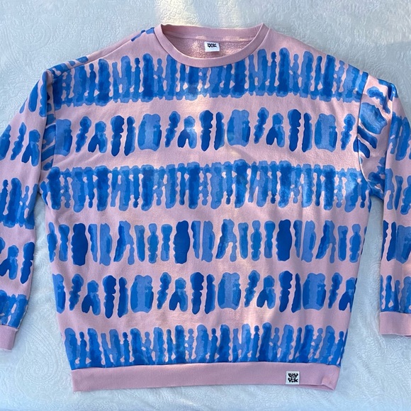 Lucy & Yak Tops Lucy And Yak Limited Edition Sonny Sweater In Pink And Blue Tie Dye Print